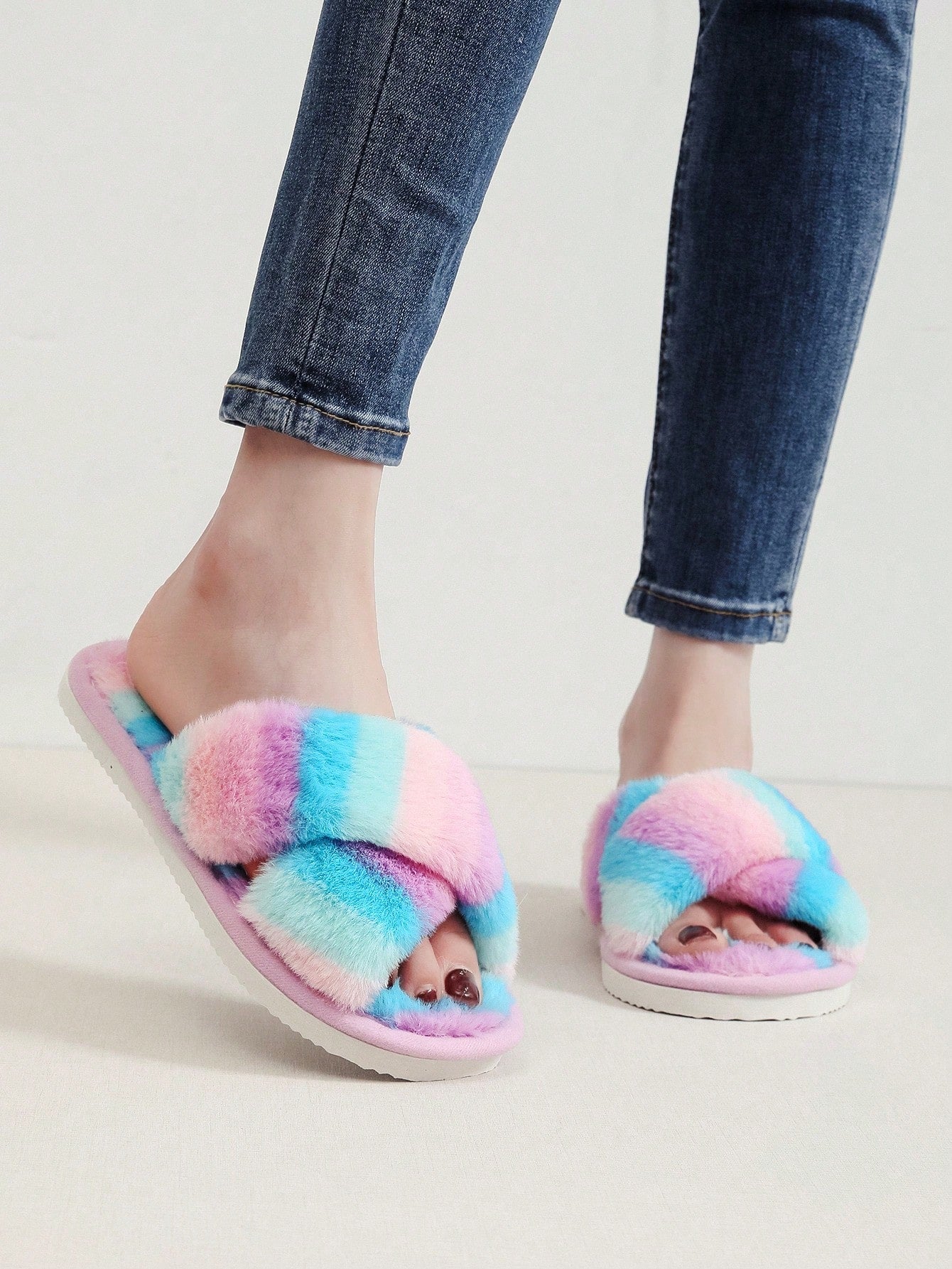 Buy SHEIN Women's Open Toe Lightweight Comfortable Floor Slipper in Pakistan