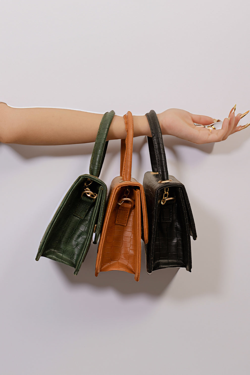 Buy Handbag Croco Shine Black in Pakistan