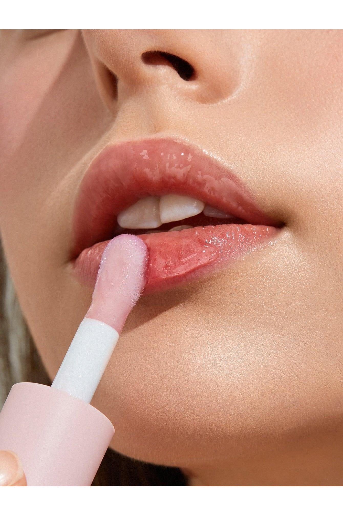 Buy SHEGLAM Jelly Wow Hydrating Lip Oil - Berry Involved in Pakistan