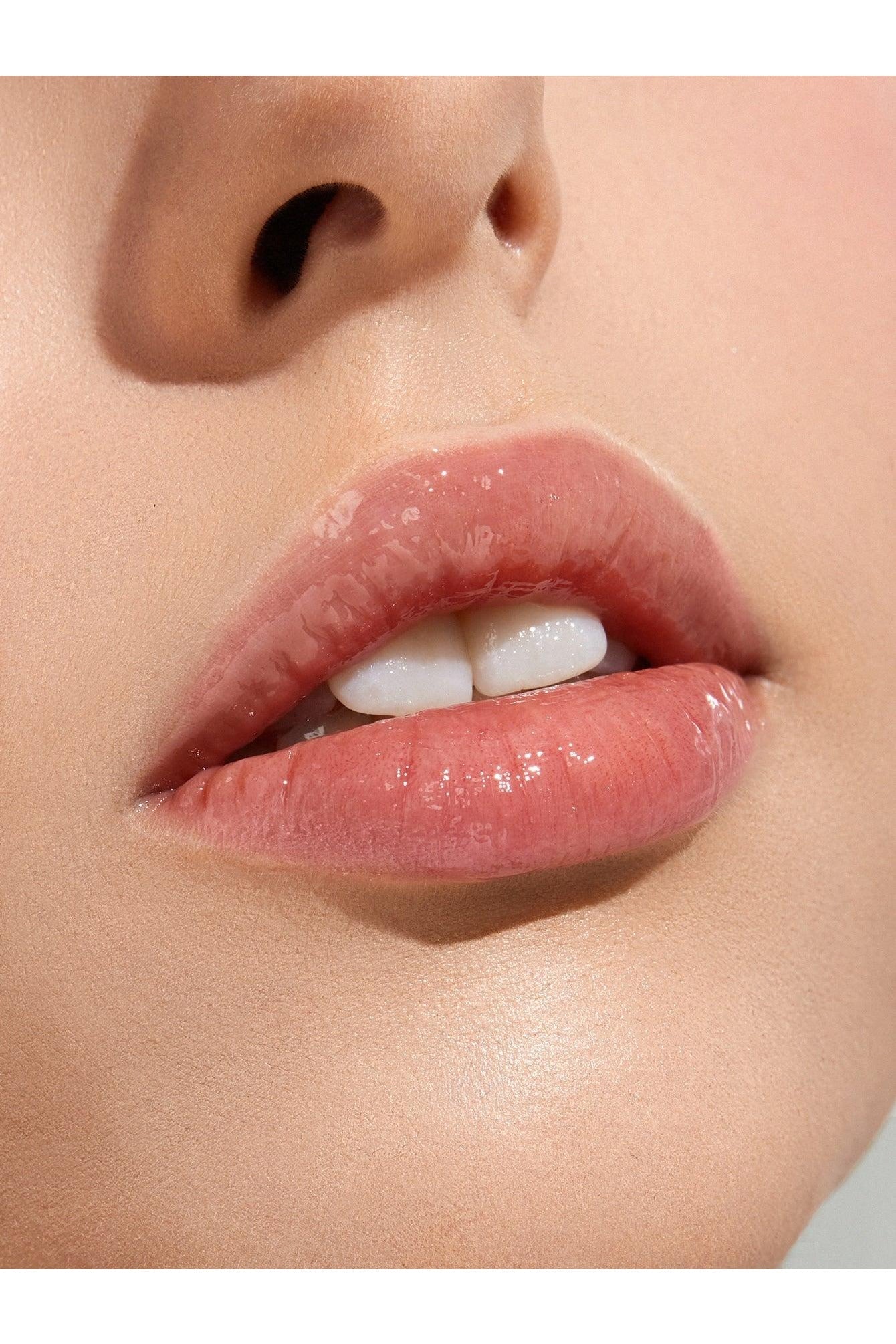 Buy SHEGLAM Jelly Wow Hydrating Lip Oil - Berry Involved in Pakistan