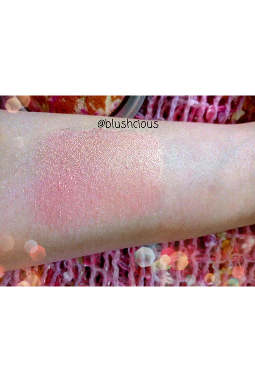 Buy ST London Glam N Shine Highlighter in Pakistan