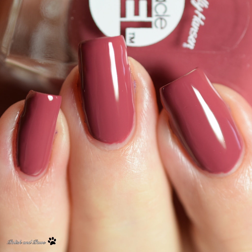 Buy Sally Hansen Esmalte Miracle Gel Nail Polish - 496 Beet Pray Love in Pakistan