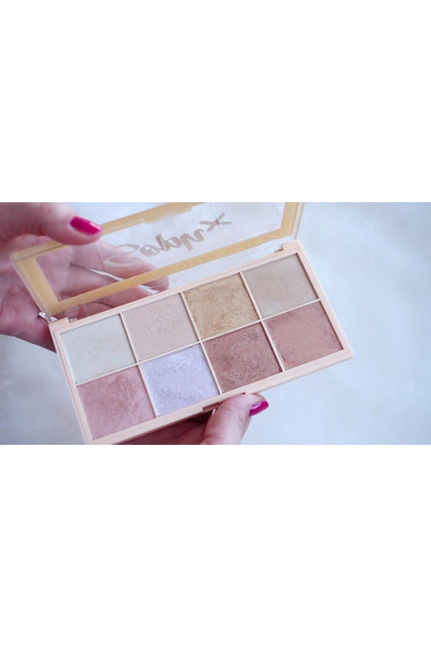 Buy Makeup Revolution Soph Highlighter Palette in Pakistan