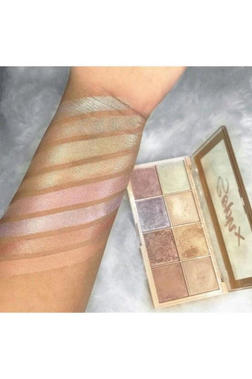 Buy Makeup Revolution Soph Highlighter Palette in Pakistan