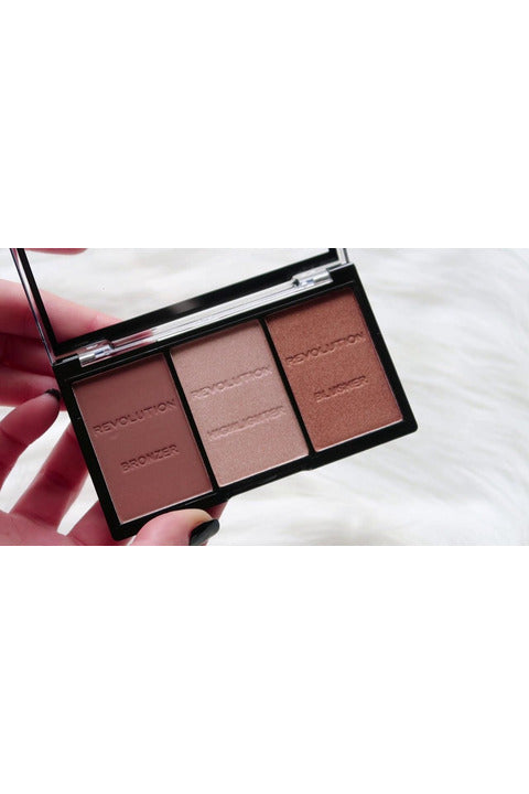 Buy Makeup Revolution Ultra Brightening Contour Kit - Ultra Light Medium C04 in Pakistan