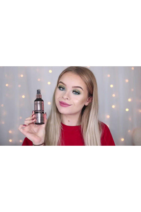 Buy Makeup Revolution Hyaluronic Fixing Spray in Pakistan
