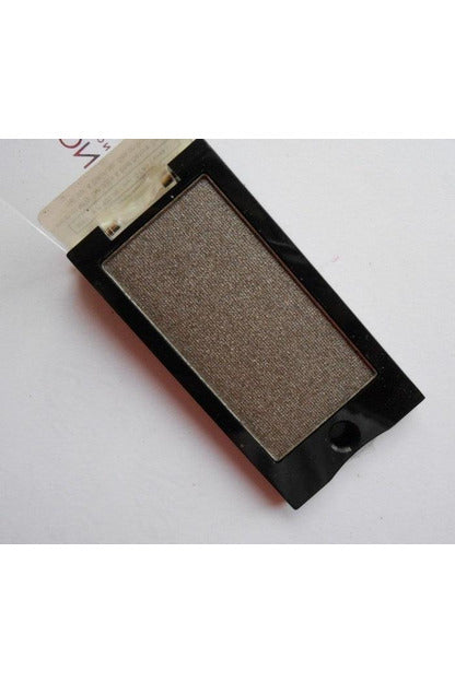 Buy Makeup Revolution Eyeshadow Give Me More in Pakistan