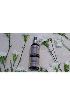Buy Makeup Revolution Hyaluronic Fixing Spray in Pakistan