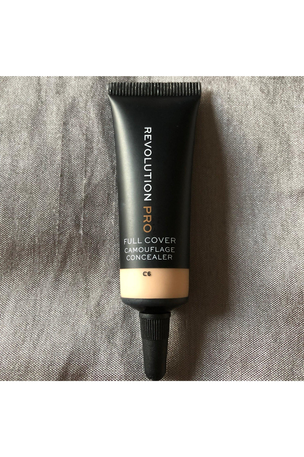 Buy Revolution Pro Full Cover Camouflage Concealer in Pakistan