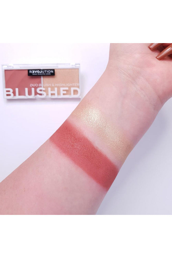 Buy Revolution Relove Colour Play Blushed Duo in Pakistan