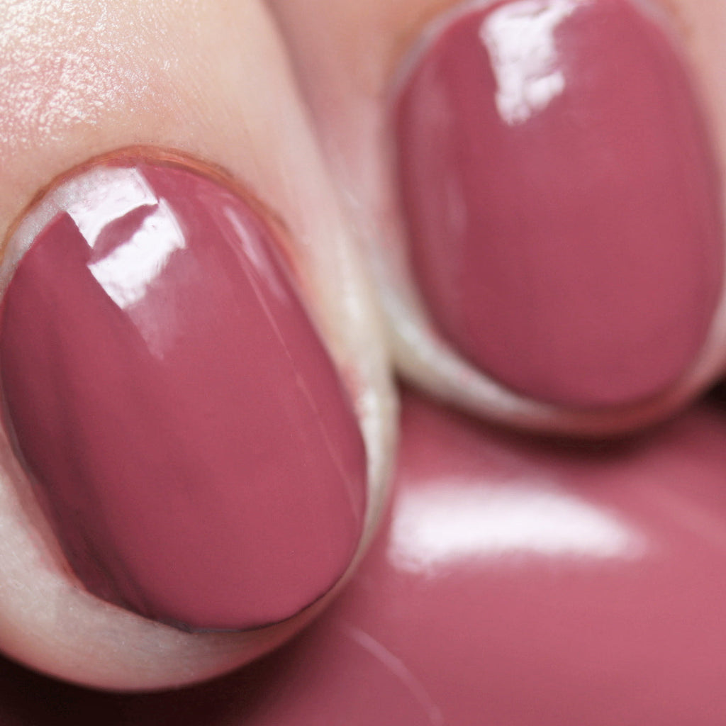 Buy Sally Hansen Esmalte Miracle Gel Nail Polish - 496 Beet Pray Love in Pakistan