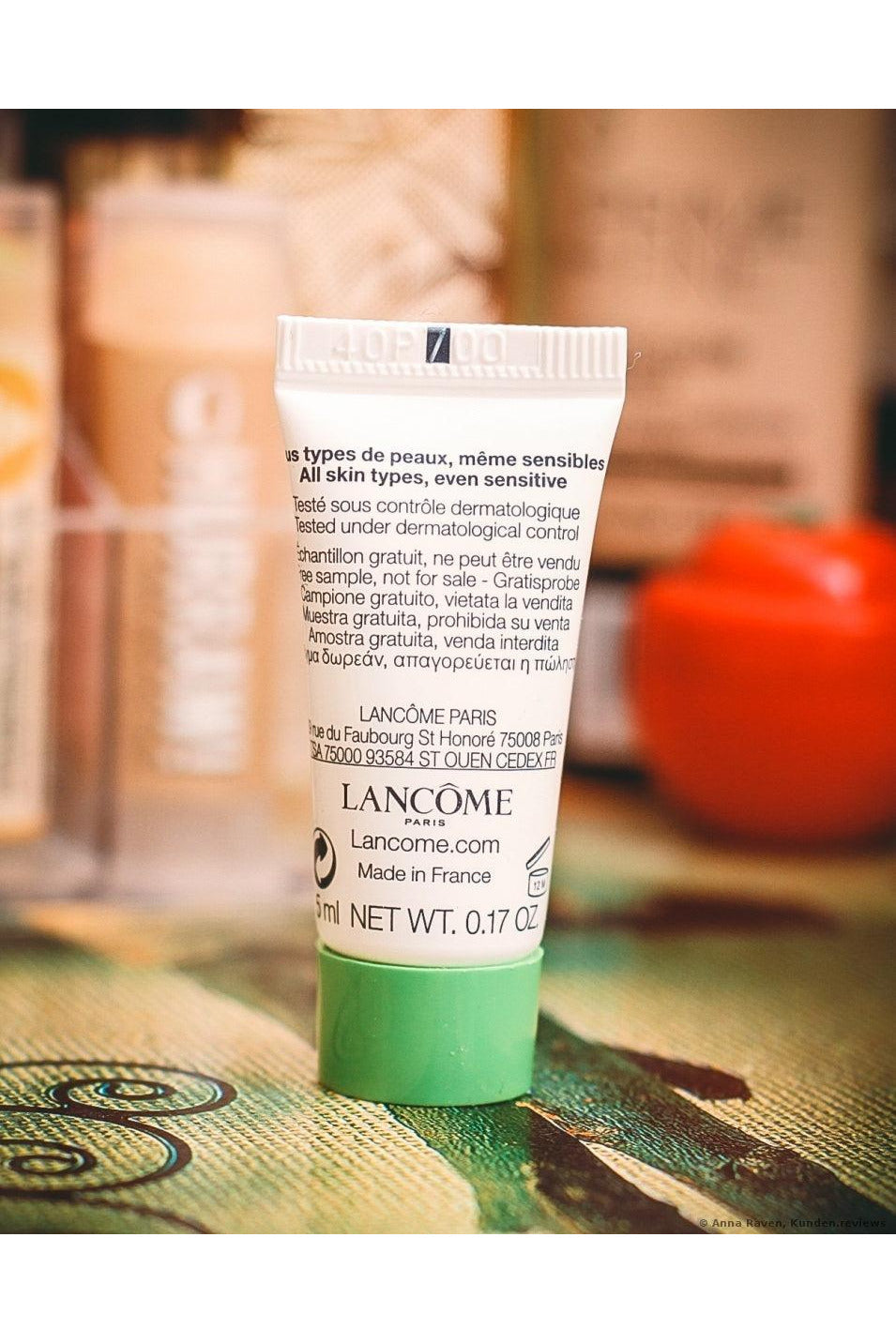 Buy Lancome Energie De Vie Smoothing and Plumping Cream - 5ml [Sample] in Pakistan