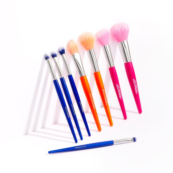 Buy Revolution Relove Brush Queen Detailed Eye Brush in Pakistan
